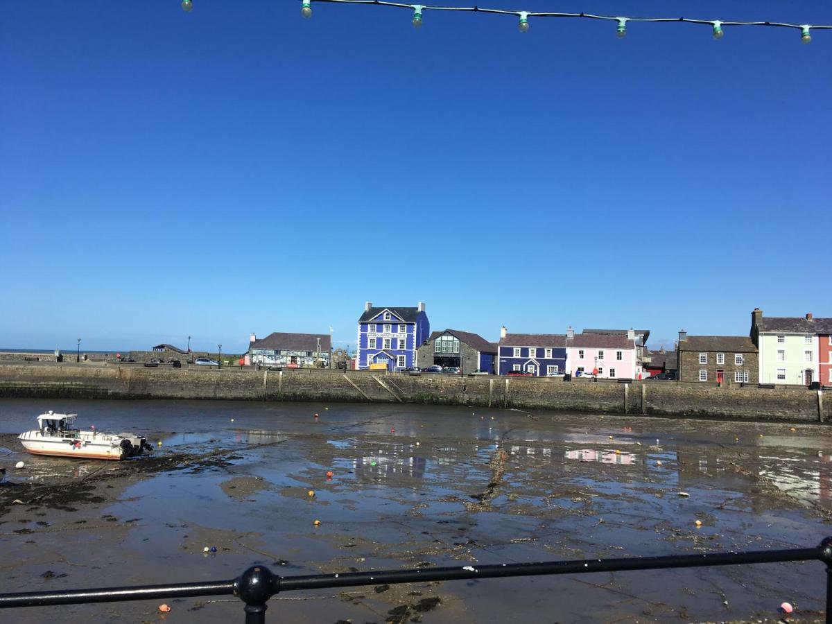 Neuadd Villa Llanwnen Buitenkant foto